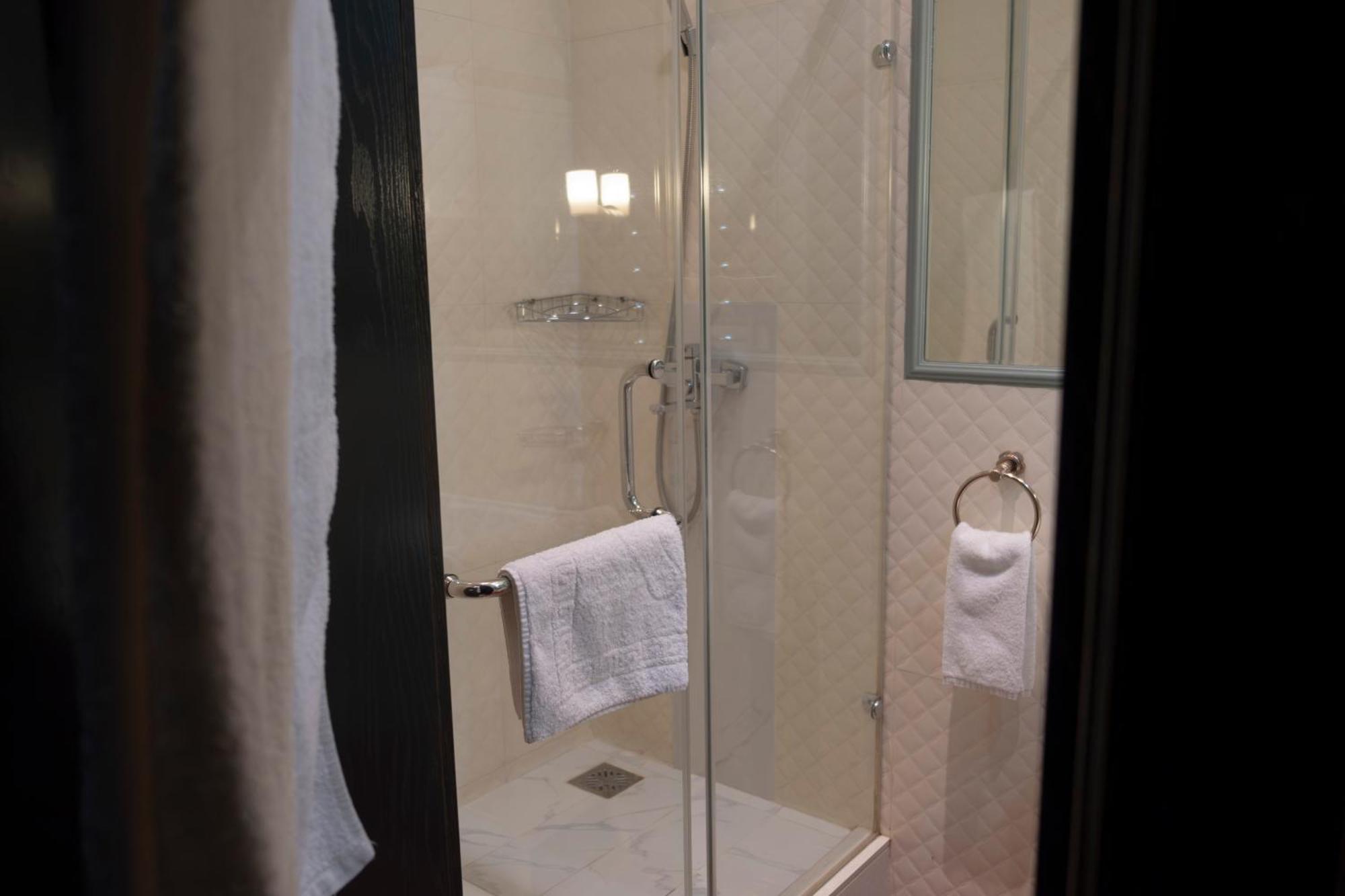 Plaza Hotel Köksetau Kültér fotó