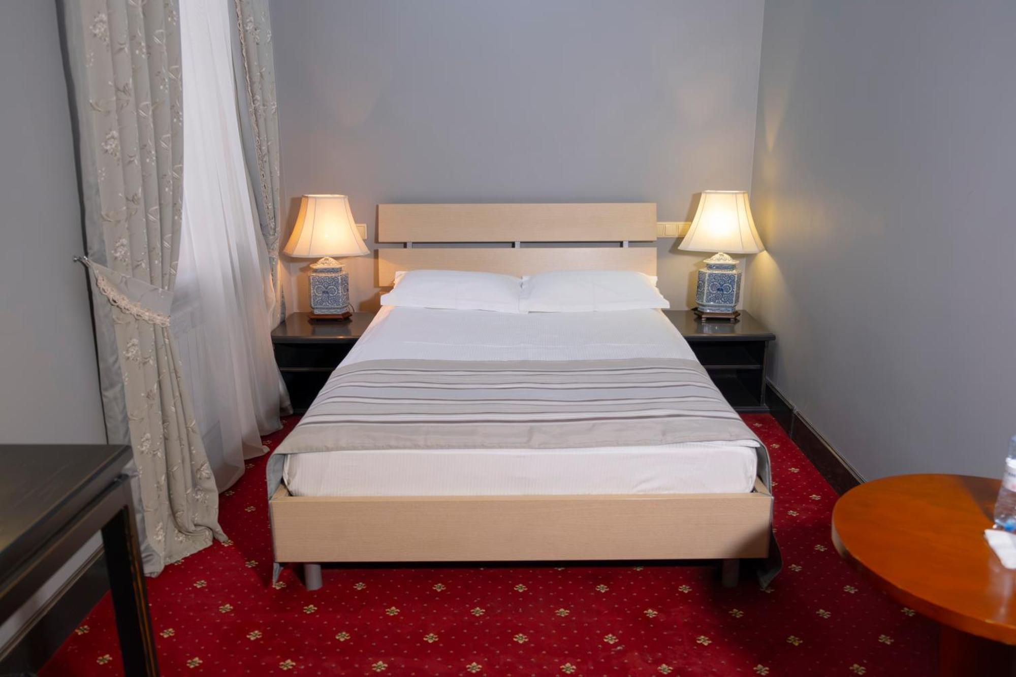 Plaza Hotel Köksetau Kültér fotó