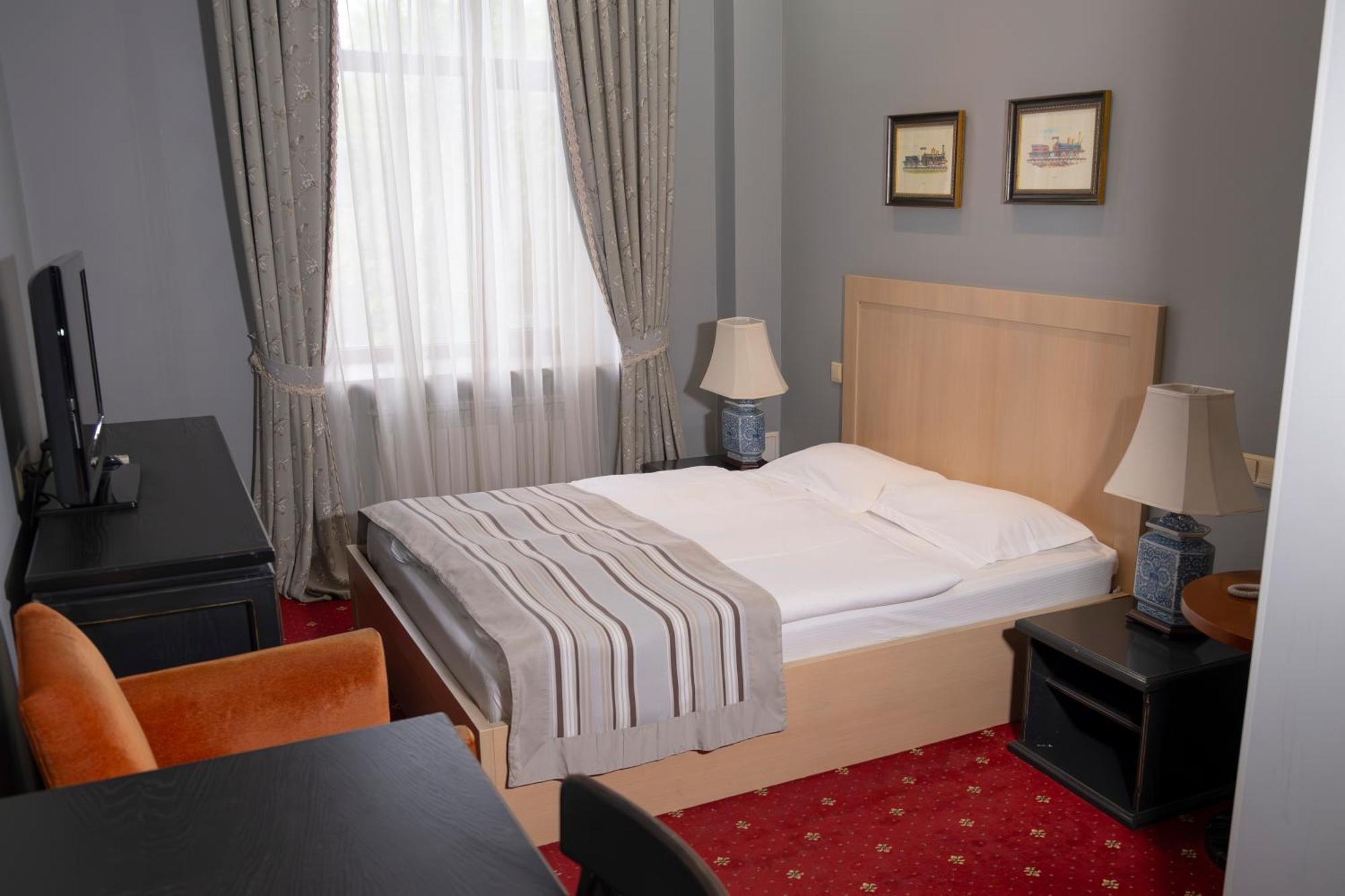 Plaza Hotel Köksetau Kültér fotó