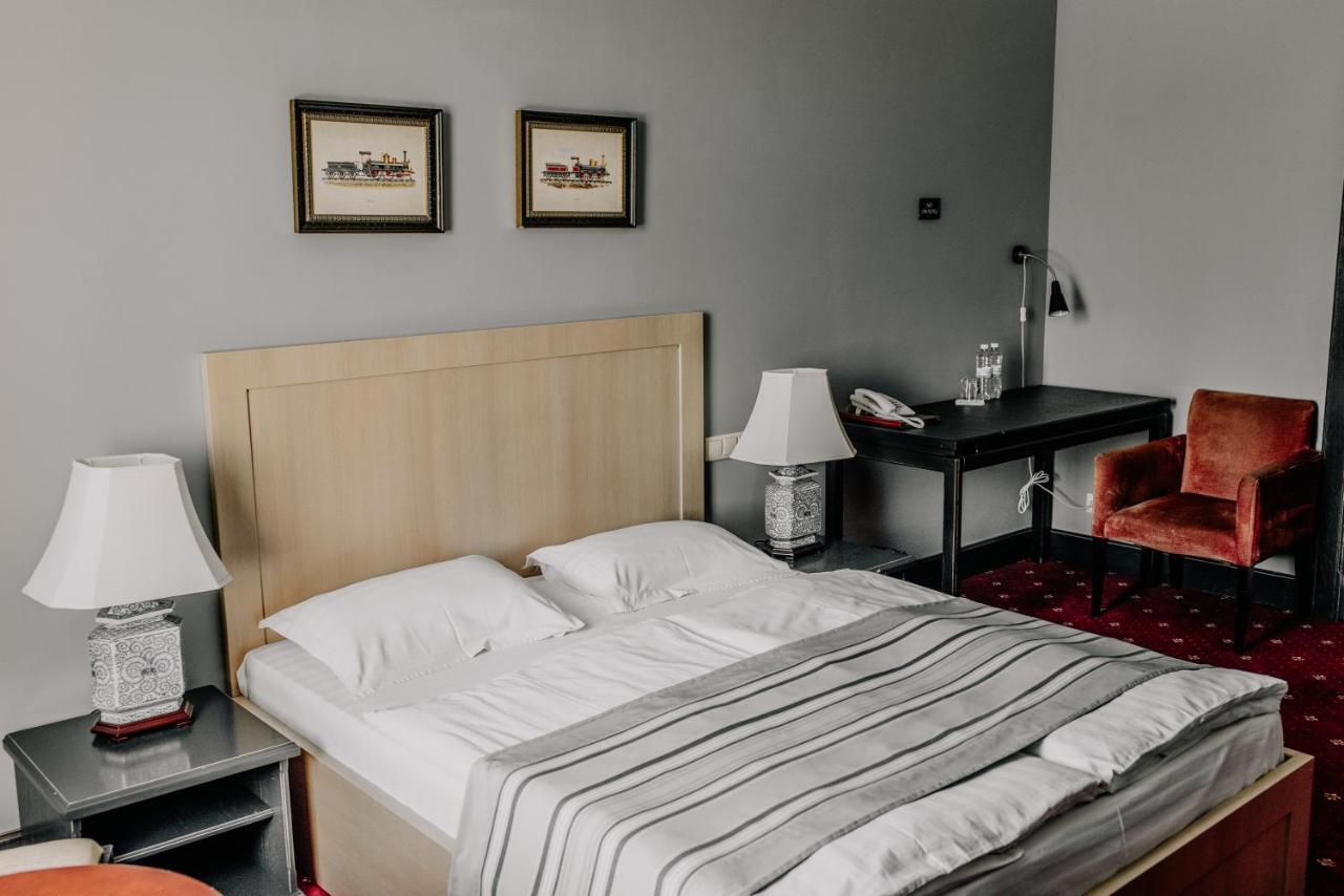 Plaza Hotel Köksetau Kültér fotó