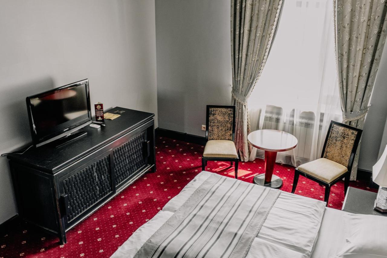 Plaza Hotel Köksetau Kültér fotó